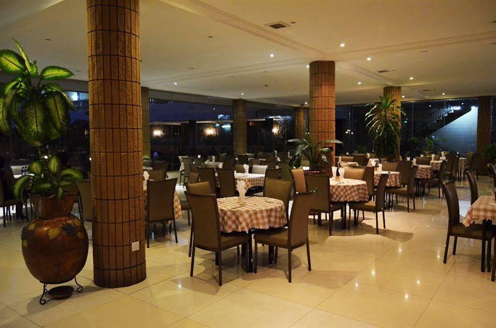 Mensvic Grand Hotel Άκρα Εξωτερικό φωτογραφία
